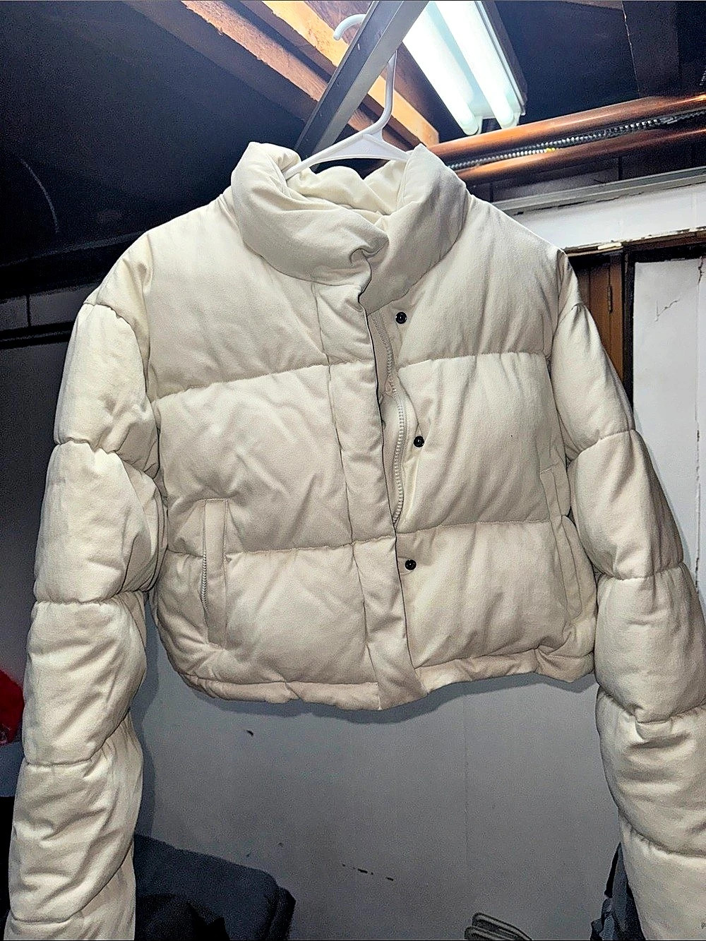 Pink Soda Puffer Jacket in White Size Medium